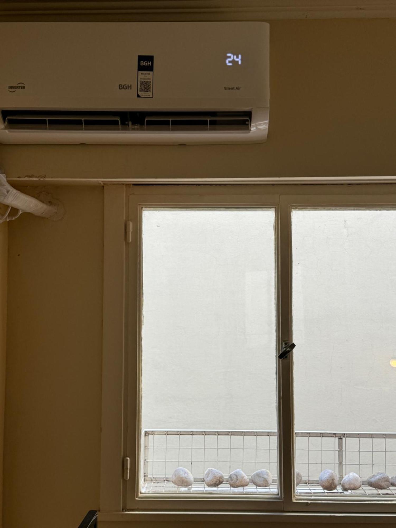 Azcuenagahome: Bright, Quiet Apartment in Prime Location Buenos Aires Exterior photo